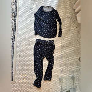 Jcrew blue and white stretch long sleeve pajama set